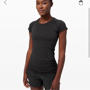Swiftly tech 2.0 short sleeve in black